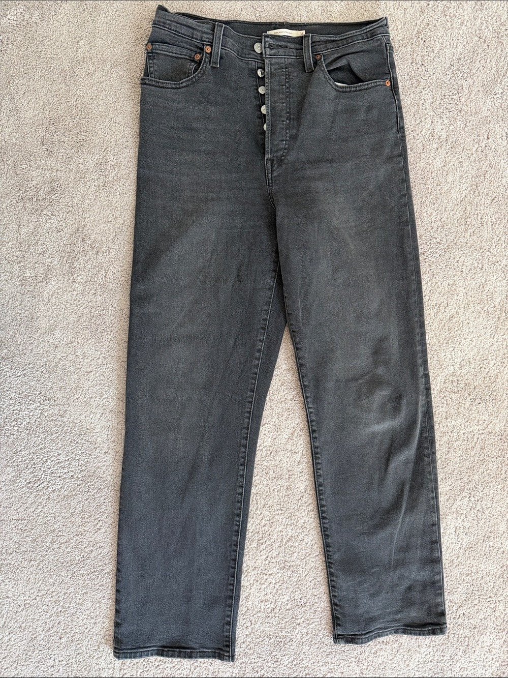 Levi's Women's Ribcage Jeans in Washed Black
